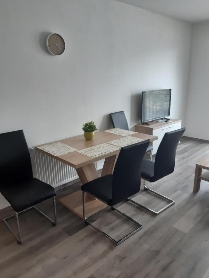 Apartmán Karolína Poděbrady Esterno foto