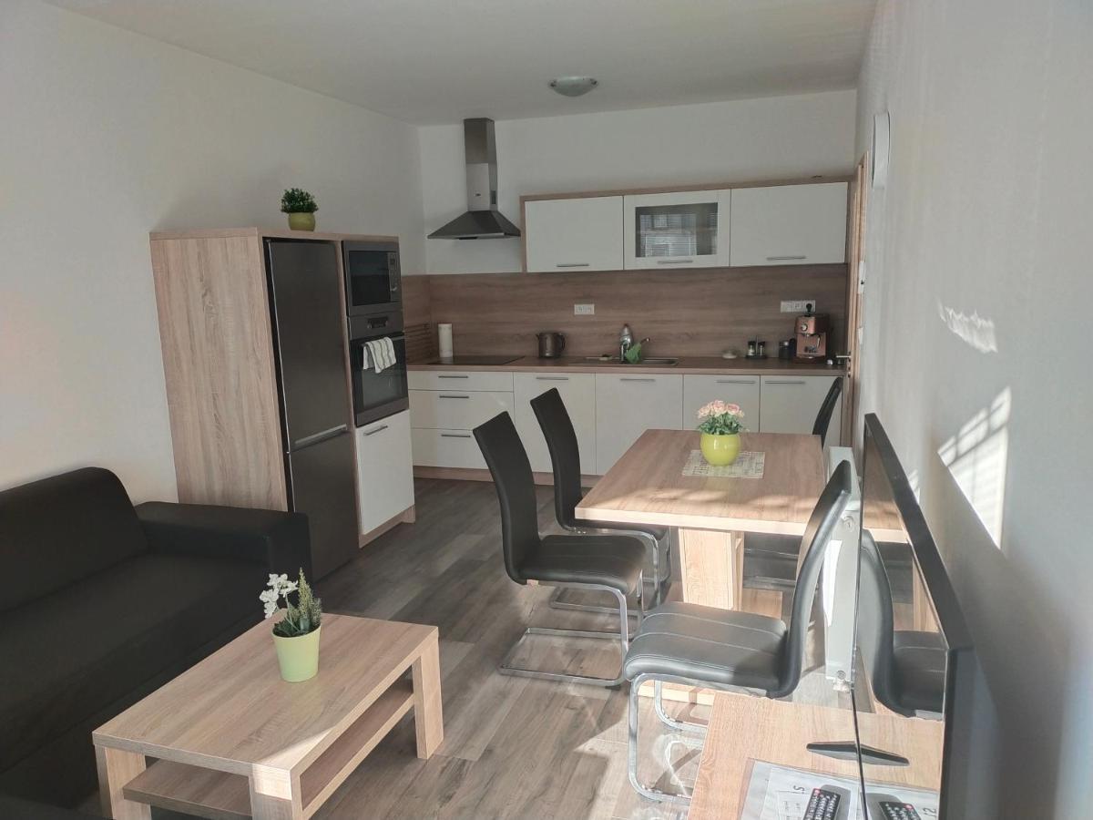 Apartmán Karolína Poděbrady Esterno foto
